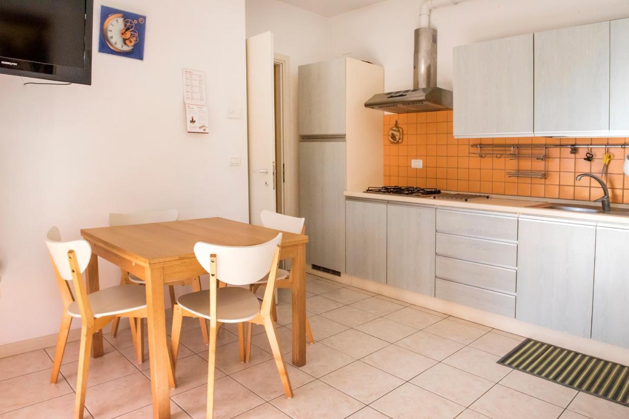 M273 - Marcelli, Nuovo Trilocale Con Giardino Appartement Buitenkant foto