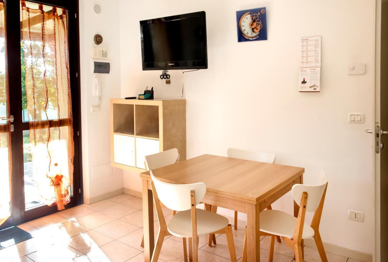 M273 - Marcelli, Nuovo Trilocale Con Giardino Appartement Buitenkant foto